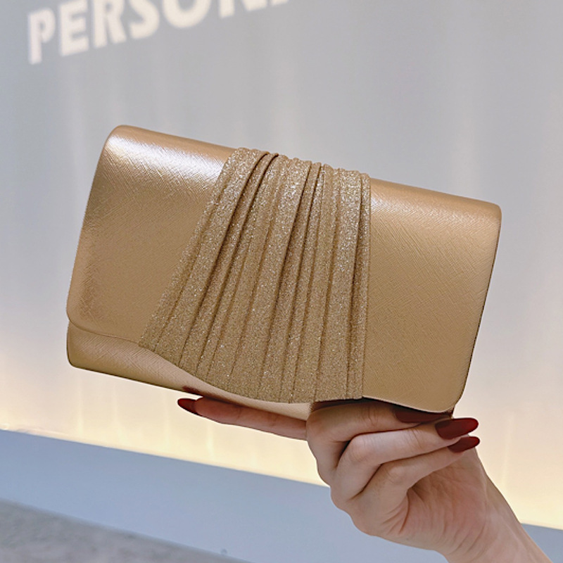 Kadınlar için Altın Küçük Akşa - Women Bags Golden incelemesi ve fiyatı