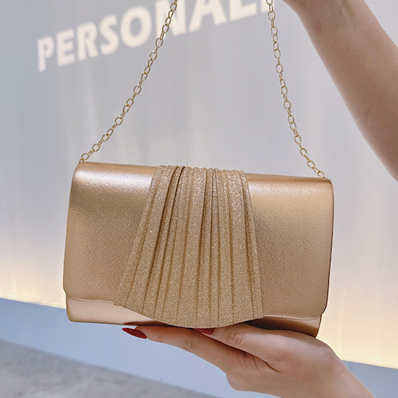 Kadınlar için Altın Küçük Akşa - Women Bags Golden incelemesi ve fiyatı