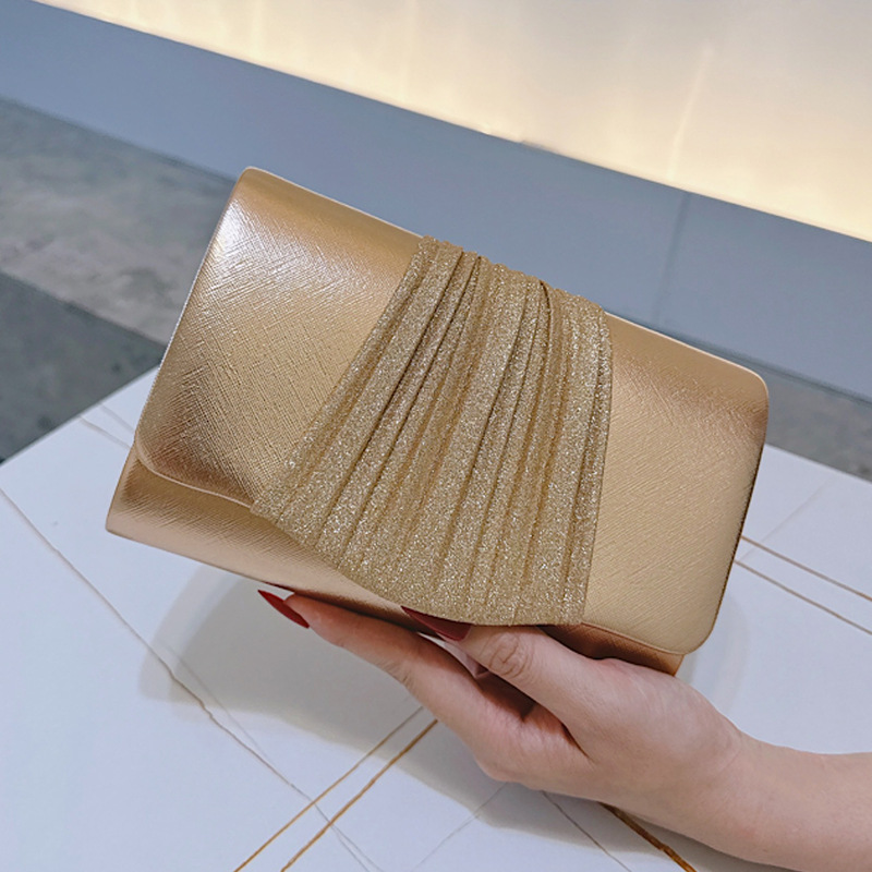 Kadınlar için Altın Küçük Akşa - Women Bags Golden incelemesi ve fiyatı
